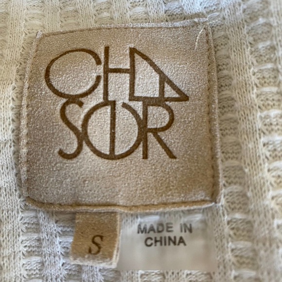 Chaser White Thermal Waffle Top | Small - Picture 5 of 6